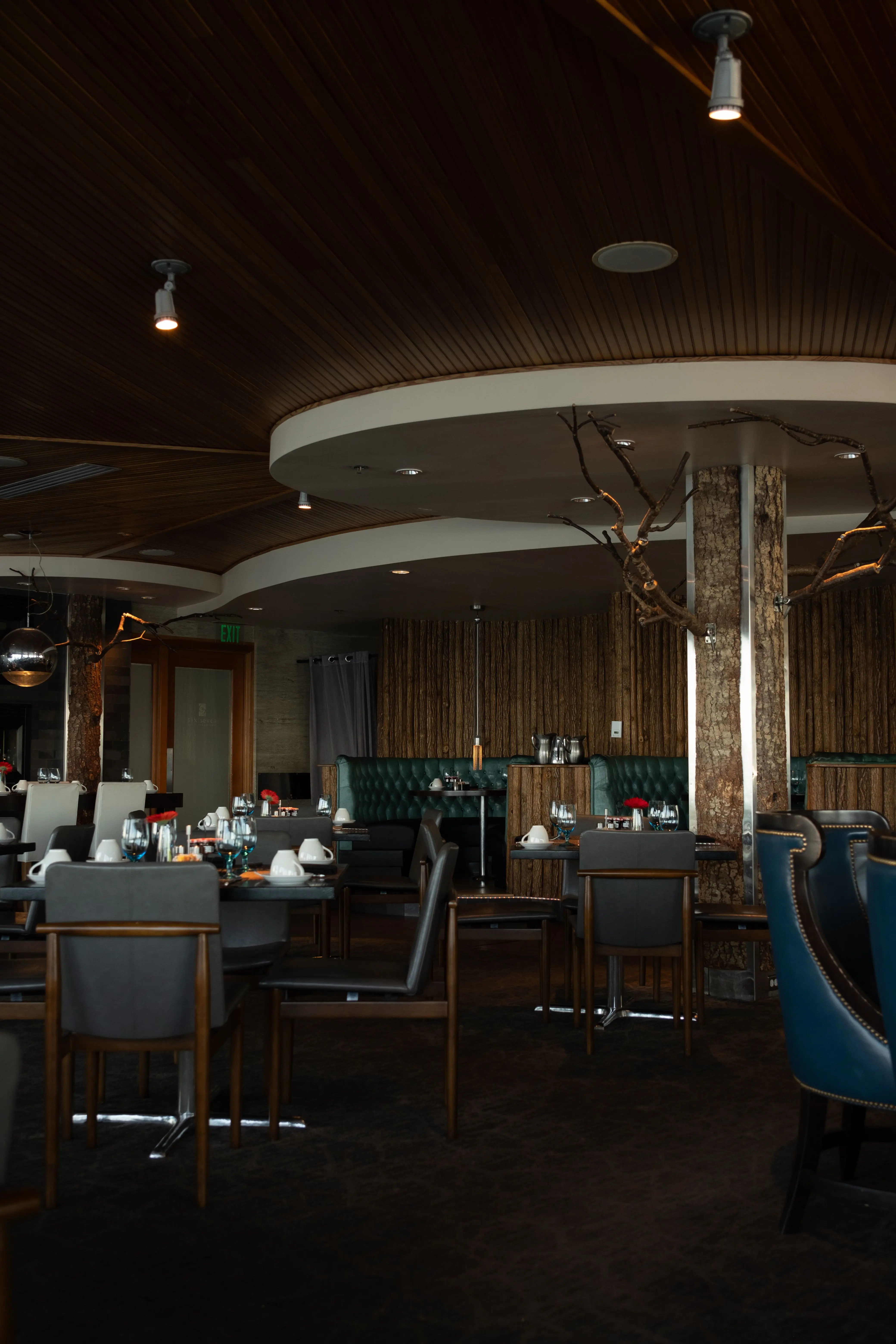 Chi phí thi công cafe