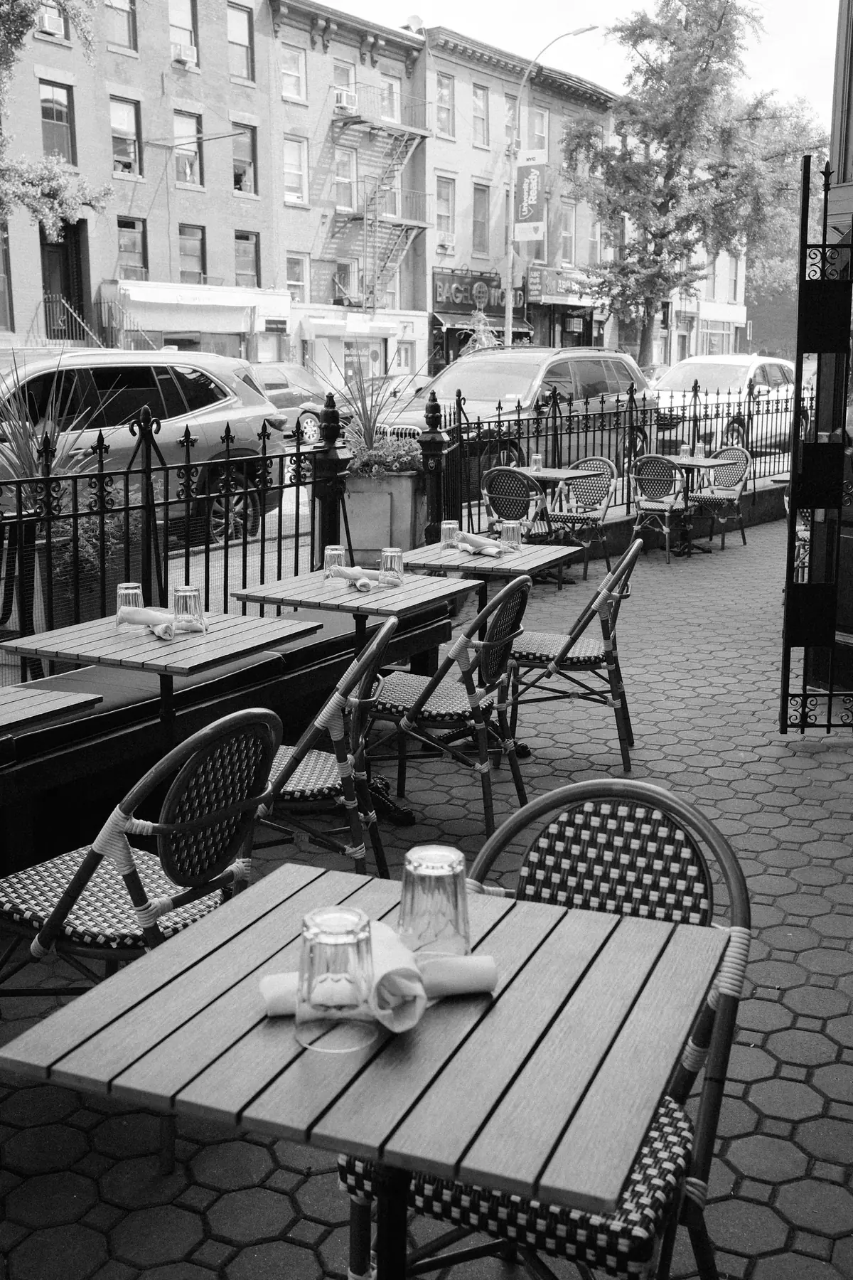 Sân ngoài trời cafe