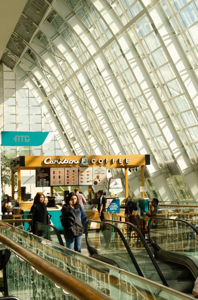 Bảng chi phí mở quán cafe 2026: tính cụ thể từng hạng mục