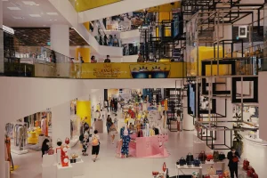 Commercial retail shop layout design for 50 square meters